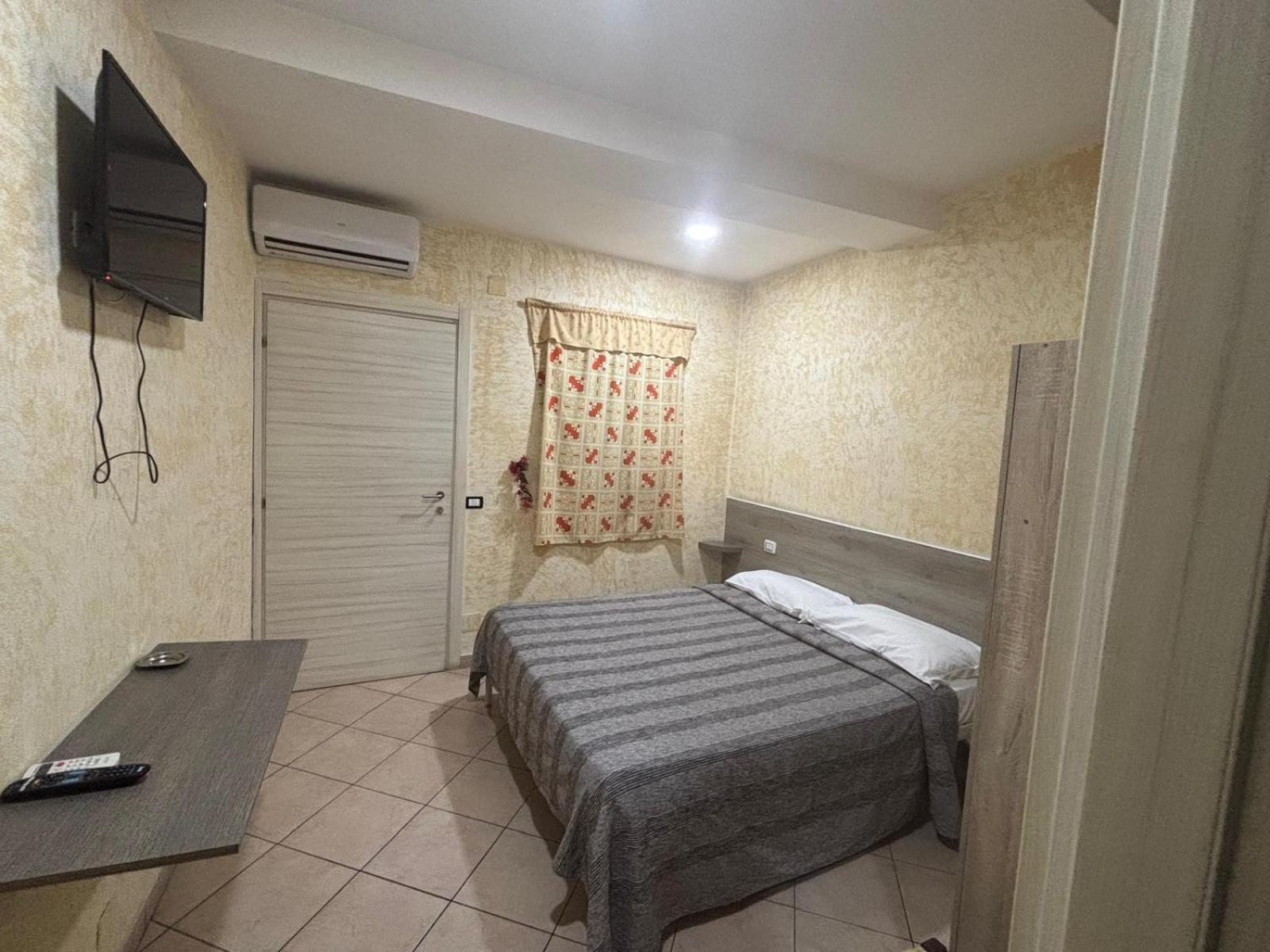 Crisan B&B Affittacamere نولا المظهر الخارجي الصورة